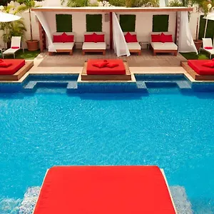 5* Hotel S